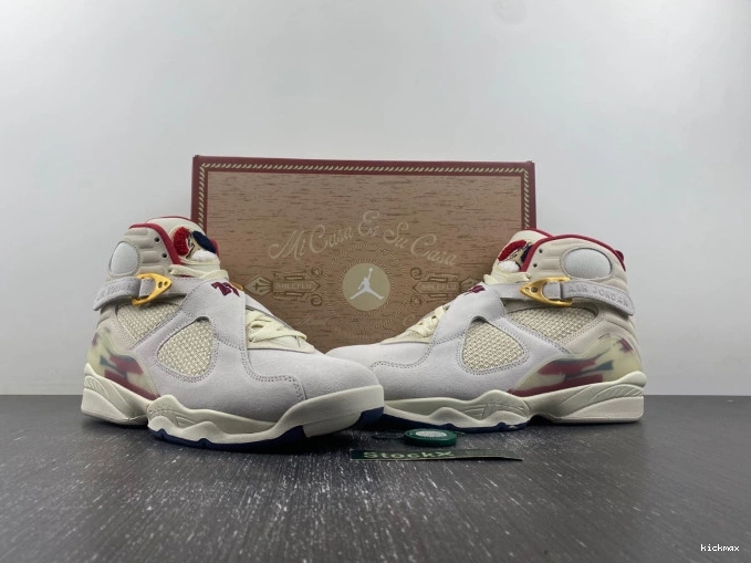 Rep Casa 8 Mi Retro Casa Jordan Es Family Special (Friends Su SoleFly Box) FJ2850-107 and 0727